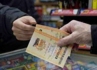 California Store Sells Winning $1.22 Billion Mega Millions Jackpot Ticket After 3 Months california-store-sells-winning-122-billion-mega-millions-jackpot-ticket-after-3-months