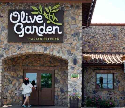 Darden Restaurants Stock Rises Thanks to Olive Garden and LongHorn Steakhouse Success darden-restaurants-stock-rises-thanks-to-olive-garden-and-longhorn-steakhouse-success