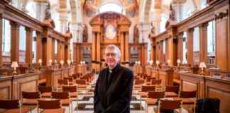 Exploring the Historic City of London Churches: A Guide to Must-See Sights exploring-the-historic-city-of-london-churches-a-guide-to-must-see-sights