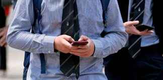 Navigating Australia’s Social-Media Ban: Can Teens Outsmart the System? navigating-australias-social-media-ban-can-teens-outsmart-the-system