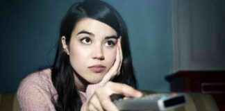 Study Finds People Waste 110 Hours Yearly on Choosing What to Watch study-finds-people-waste-110-hours-yearly-on-choosing-what-to-watch