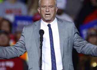 The Net Worth of RFK Jr. Revealed: What is His Wealth? the-net-worth-of-rfk-jr-revealed-what-is-his-wealth