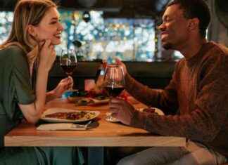 4 Reasons Why Gen Z and Millennials are Rebelling Against Dating Apps 4-reasons-why-gen-z-and-millennials-are-rebelling-against-dating-apps