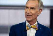 Advice for Gen Z Grads: Avoid Pessimism, Bill Nye Warns advice-for-gen-z-grads-avoid-pessimism-bill-nye-warns