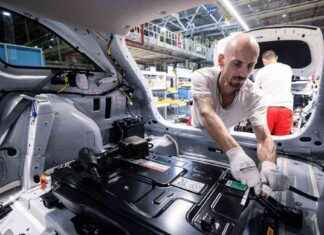 Challenges Faced by Battery Manufacturers in Generating Profit challenges-faced-by-battery-manufacturers-in-generating-profit