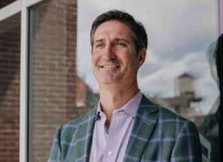 Chipotle CEO’s Plan to Revive Starbucks: Will it Succeed? chipotle-ceos-plan-to-revive-starbucks-will-it-succeed