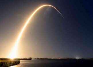 Firefly Aerospace Launches First Moon Mission Following SpaceX Success firefly-aerospace-launches-first-moon-mission-following-spacex-success