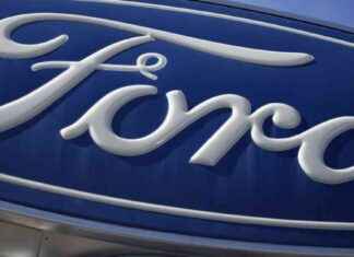 Ford Recalling 270,000 Broncos and Mavericks for Power Issue ford-recalling-270000-broncos-and-mavericks-for-power-ssue