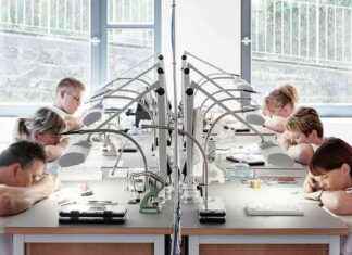 Germany’s Watchmakers Concerned About AfD’s Impact on Industry germanys-watchmakers-concerned-about-afds-mpact-on-ndustry