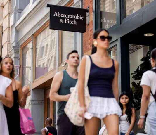 Reigniting Success: The Revival of Abercrombie & Fitch reigniting-success-the-revival-of-abercrombie-fitch