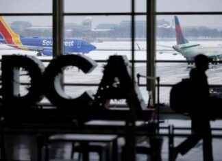 Winter Storm Causes Massive Flight Disruptions Across U.S. winter-storm-causes-massive-flight-disruptions-across-us