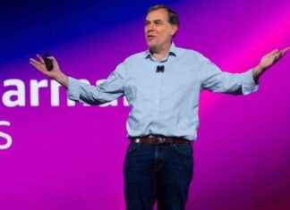 Amazon Executives Discuss AI Strategy Amid DeepSeek R1 Craze amazon-executives-discuss-a-strategy-amid-deepseek-r1-craze