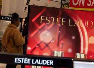 Beauty Industry Stocks Plunge Amid Concerning Performance Data beauty-ndustry-stocks-plunge-amid-concerning-performance-data