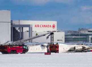 Delta Plane Crash Injures 18 at Toronto Airport delta-plane-crash-njures-18-at-toronto-airport