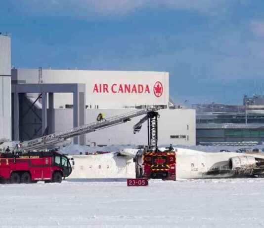 Delta Plane Crash Injures 18 at Toronto Airport delta-plane-crash-njures-18-at-toronto-airport