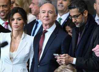 Musk praises Bezos’ new rules for Washington Post musk-praises-bezos-new-rules-for-washington-post