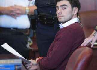 UnitedHealthcare CEO Murder Suspect Raises $500k for Defense unitedhealthcare-ceo-murder-suspect-raises-500k-for-defense