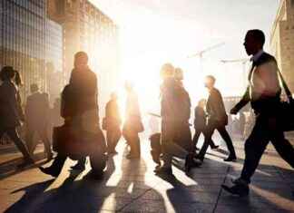 Federal Workers Living in Limbo After Elon Musk’s DOGE Controversy federal-workers-living-in-limbo-after-elon-musks-doge-controversy