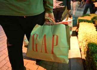 Gap Stock Surges 17% Exceeding Expectations: Turnaround Strong gap-stock-surges-17-exceeding-expectations-turnaround-strong
