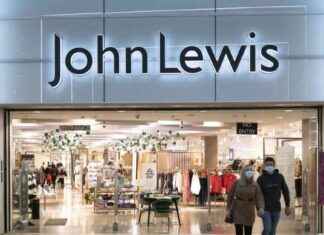 John Lewis turnaround boosts profits, wins back shoppers john-lewis-turnaround-boosts-profits-wins-back-shoppers