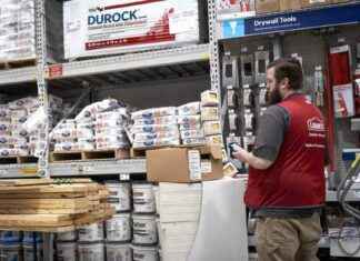 Lowe’s Full-Year Forecast Holds Strong with Boost from Home Professionals lowes-full-year-forecast-holds-strong-with-boost-from-home-professionals